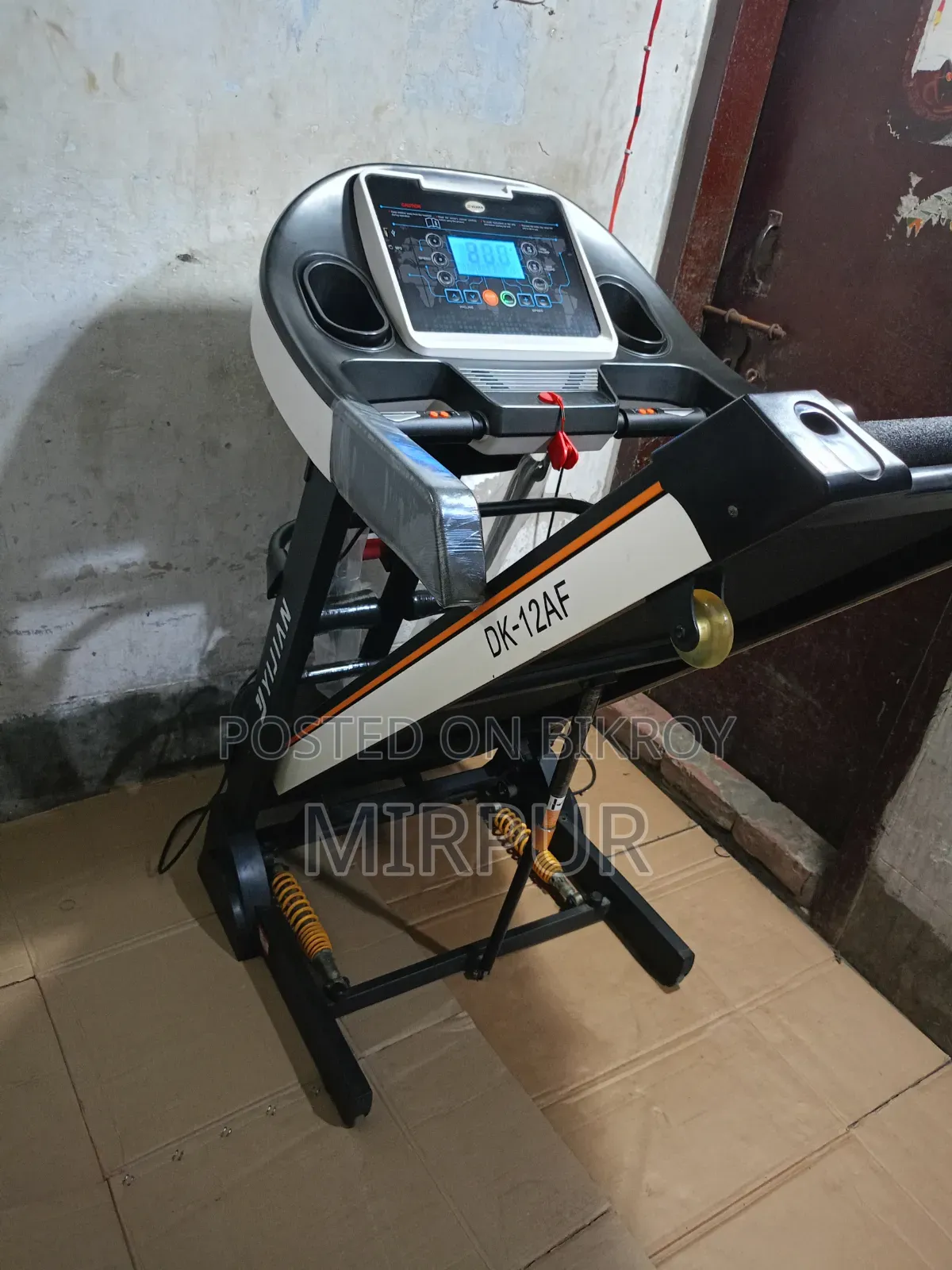 Yijian Multifunctional Double Motor Treadmill