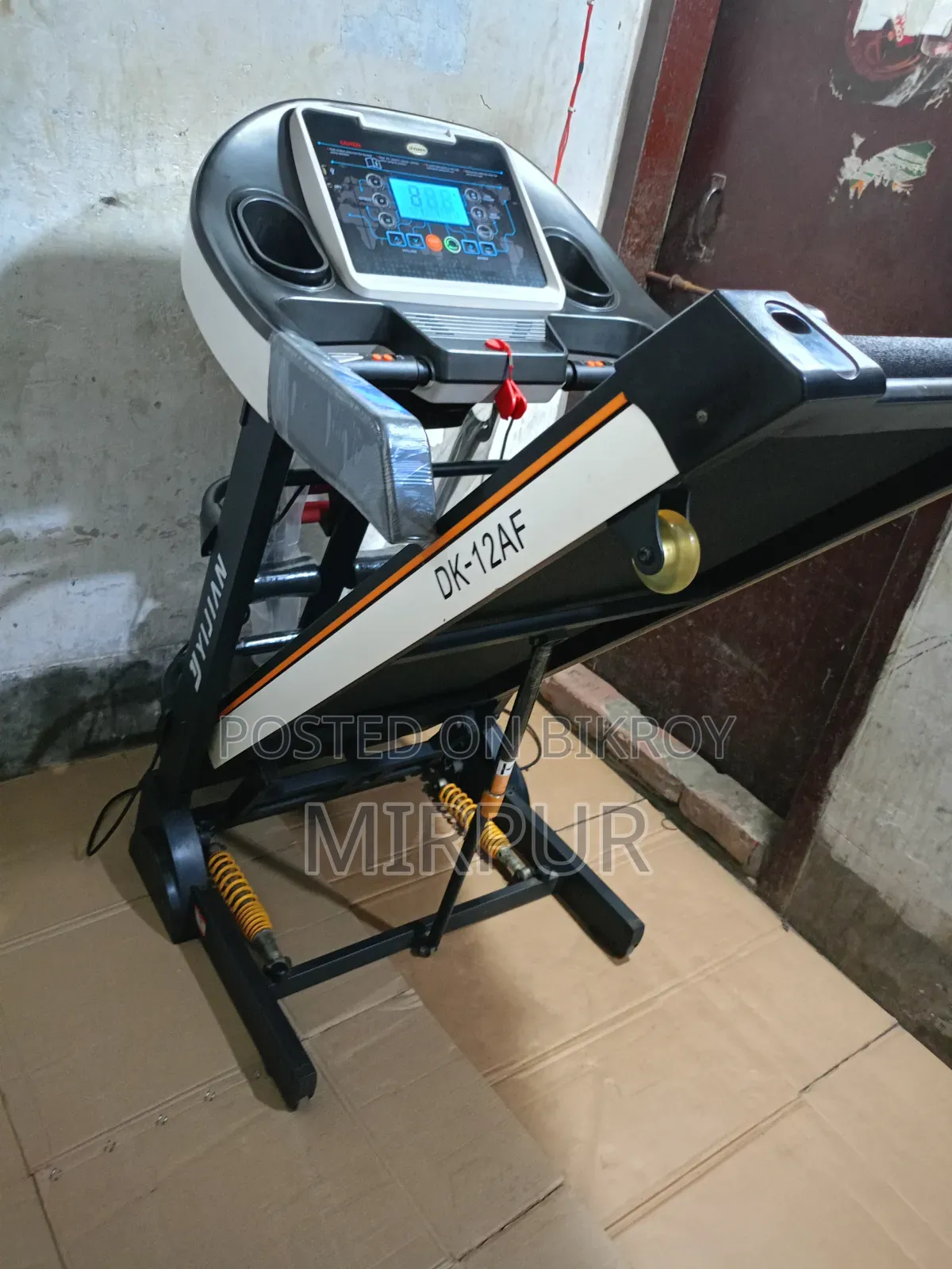 Yijian Multifunctional Double Motor Treadmill