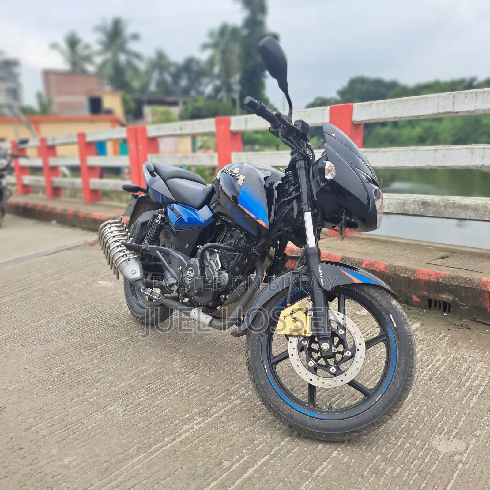বাজাজ পালসার ১৫০ ২০১৯ ব্ল্যাক