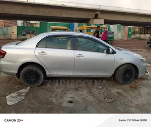 Toyota Axio 2010 Silver