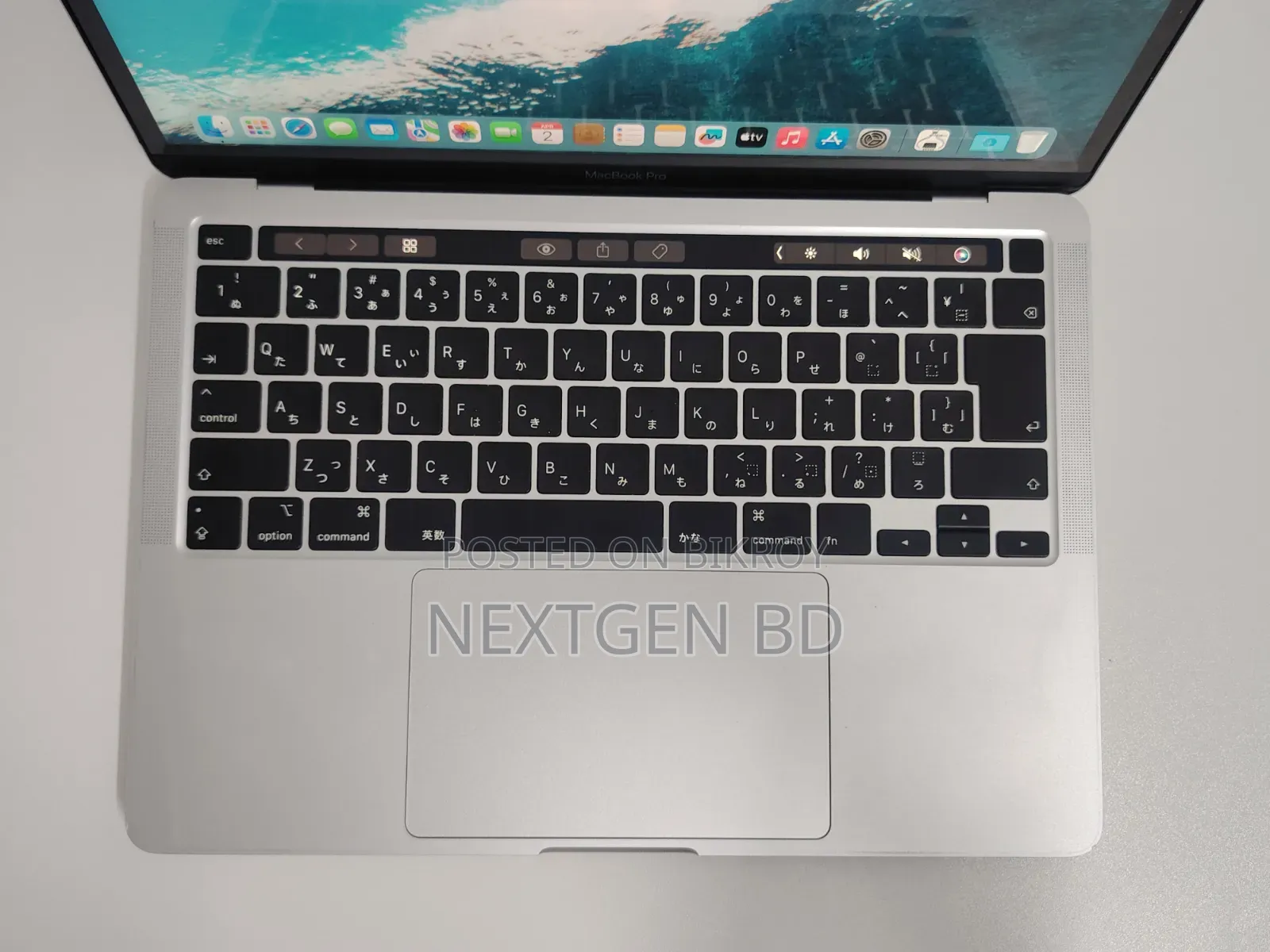Laptop Apple MacBook 2020 8GB Intel Core i5 SSD 256GB