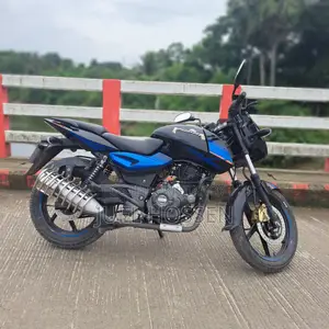 বাজাজ পালসার ১৫০ ২০১৯ ব্ল্যাক