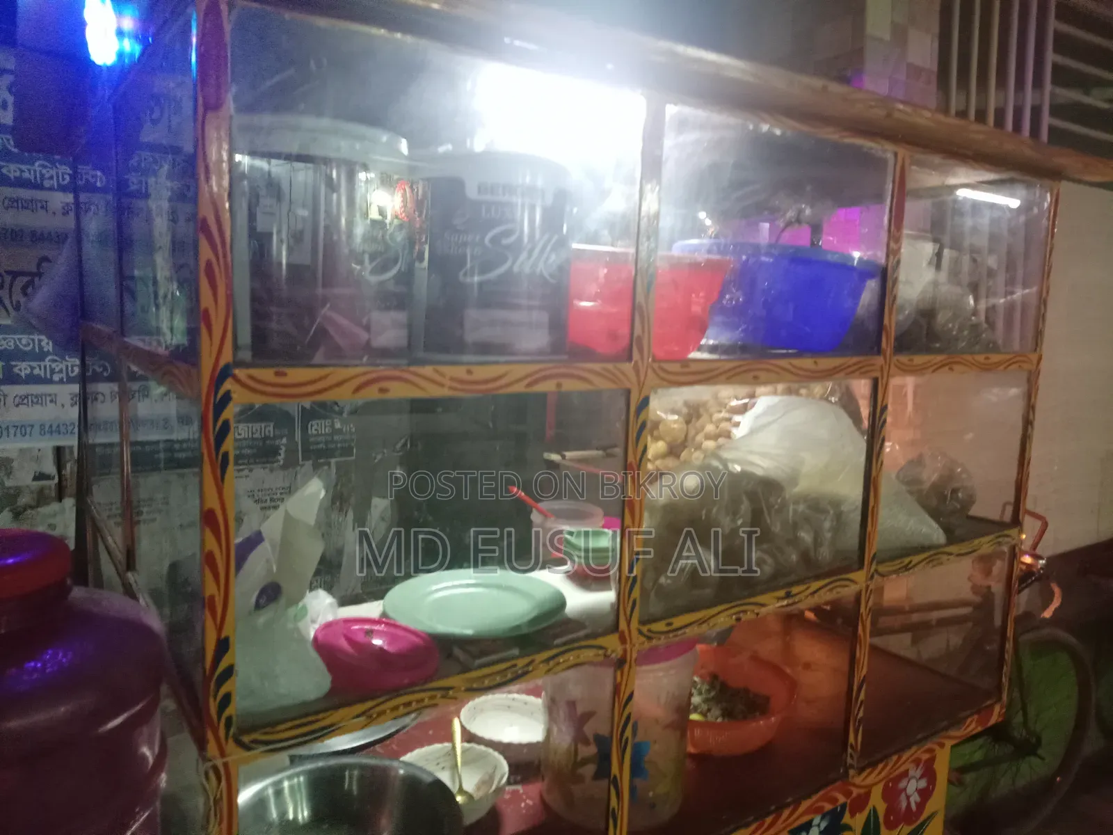 গাড়ির কোনো কাজ নাই নিয়ে এসে দোকানদারি করবে