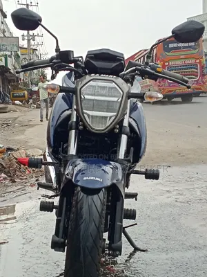 সুজুকি গিক্সার ২৫০ ২০২৫ নীল