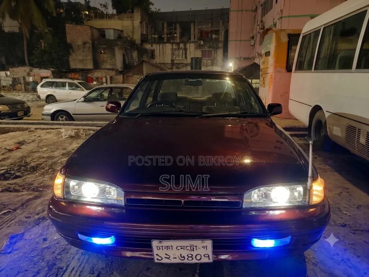 Toyota Carina 1992 Maroon