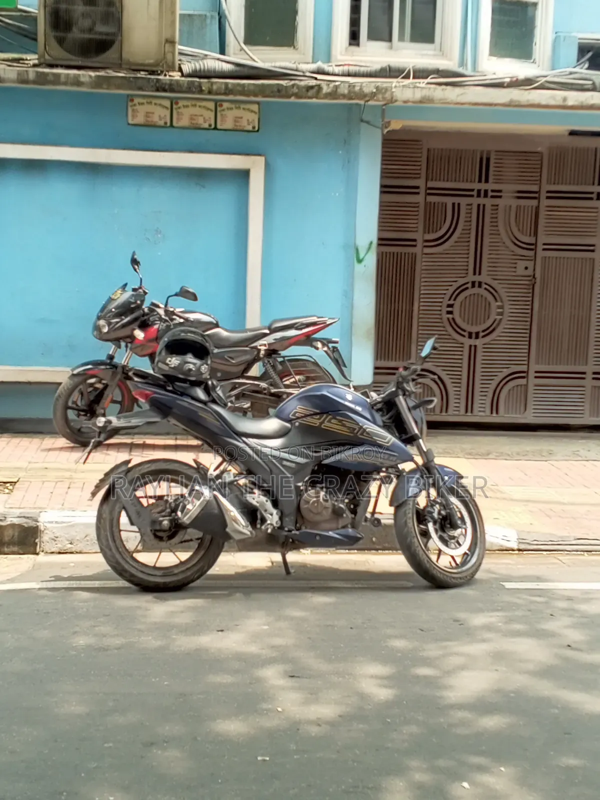 সুজুকি গিক্সার ২৫০ ২০২৫ নীল