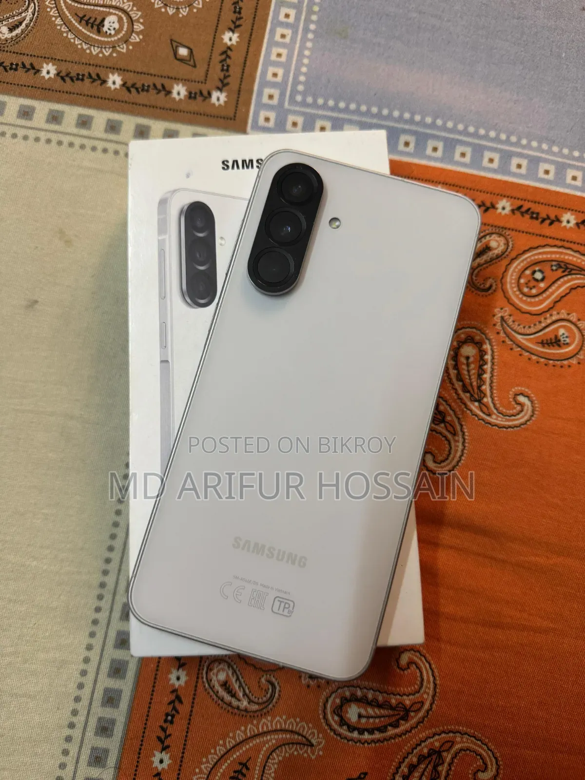 স্যামসাং গ্যালাক্সি এ৫৬ ২৫৬ জিবি সাদা