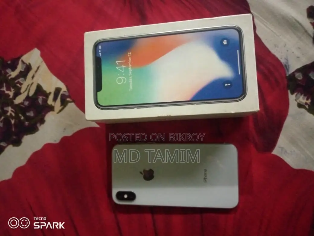 অ্যাপল আইফোন এক্স ৬৪ জিবি সাদা