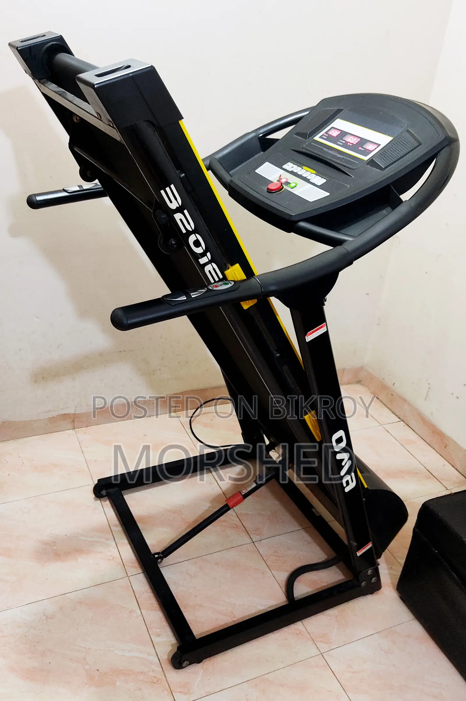 OMA Fitness 3201 EB Motorized Treadmill (2.25 HP)