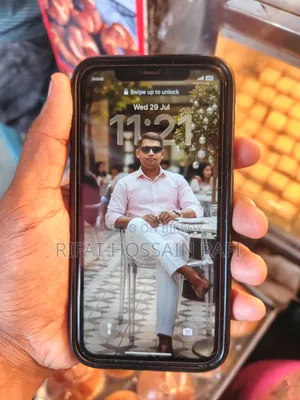 অ্যাপল আইফোন ১১ ১২৮ জিবি ব্ল্যাক