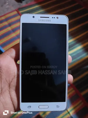 Samsung Galaxy J5 16 GB White