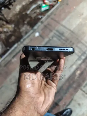 টেকনো স্পার্ক ৪০ ১২৮ জিবি কালো