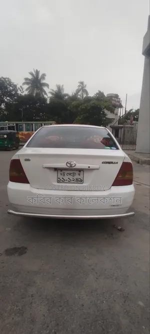 Toyota Corolla 2003 White