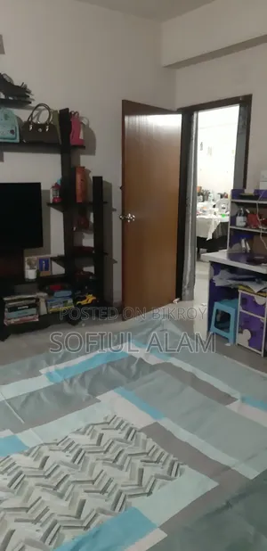 ঢাকা উদ্যানের ফার্নিশড ৩ বেডরুমের অ্যাপার্টমেন্ট বিক্রয়