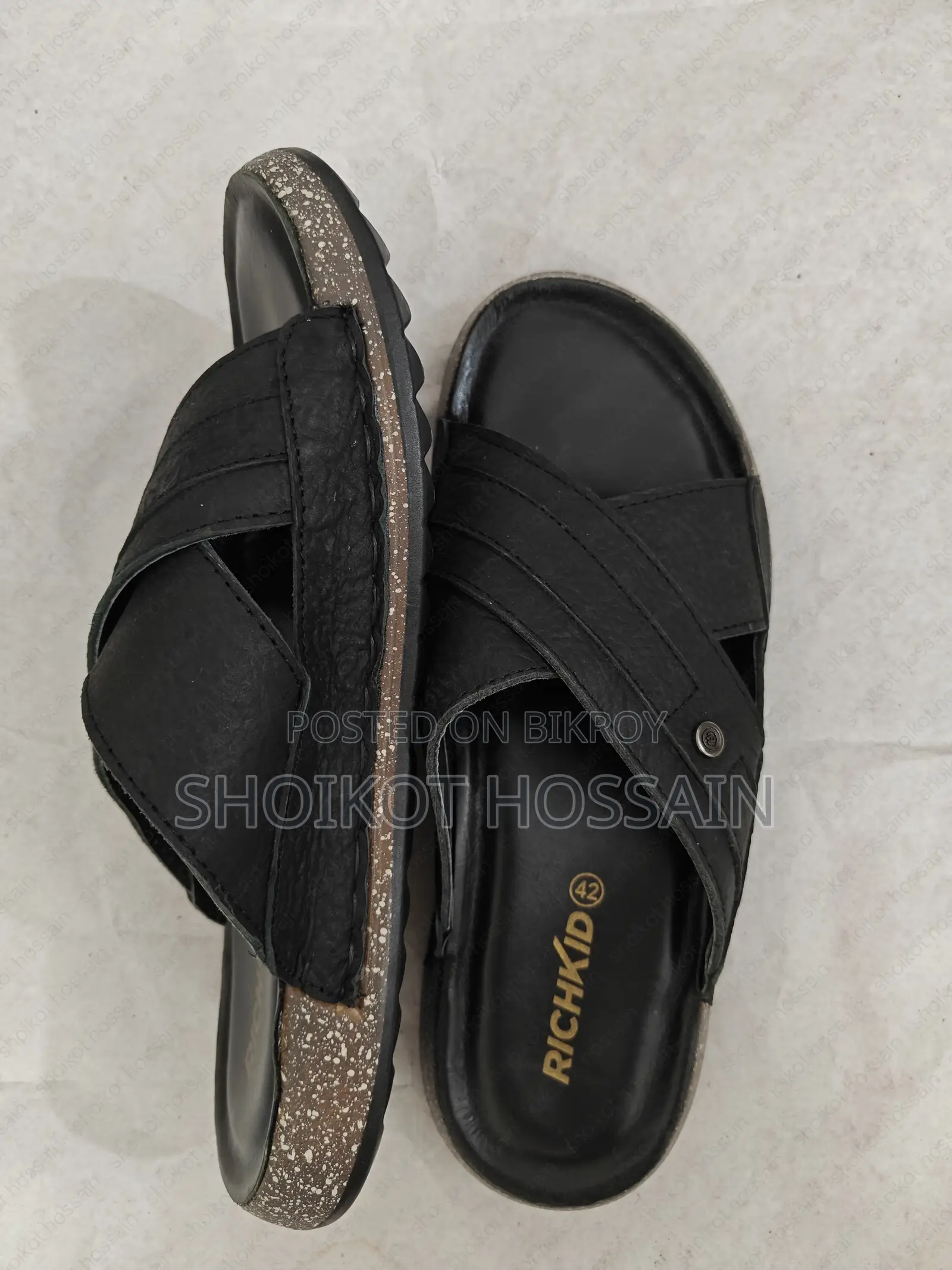 ক্রস কমফোর্টেবল স্যান্ডেল ব্ল্যাক