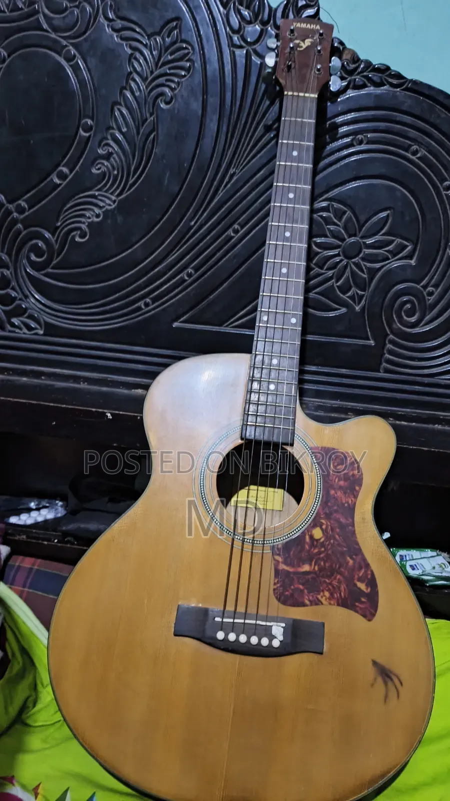 Yamaha Guitar Model