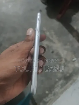 অ্যাপল আইফোন ৬ ৩২ জিবি হোয়াইট