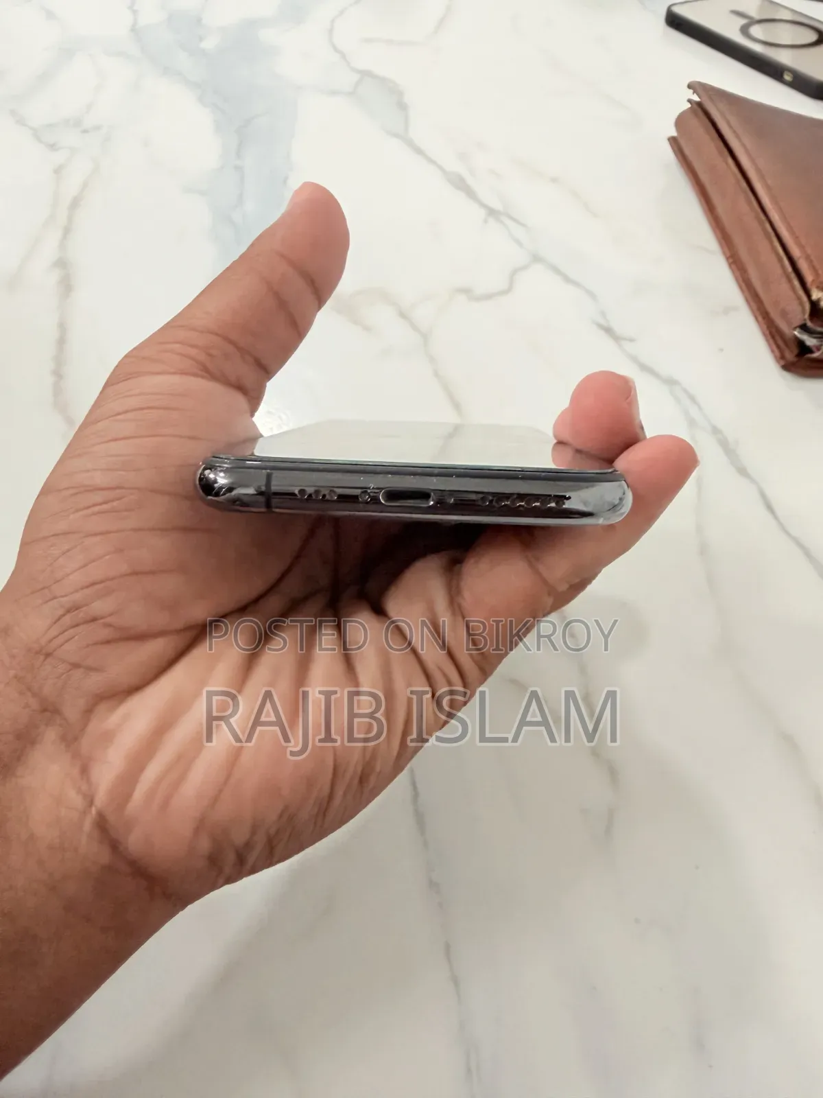 New Apple iPhone 11 Pro 256 GB Bronze