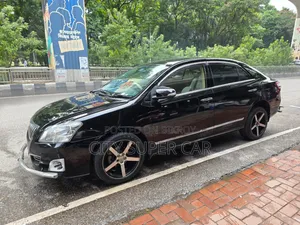 Toyota Premio 2015 Black