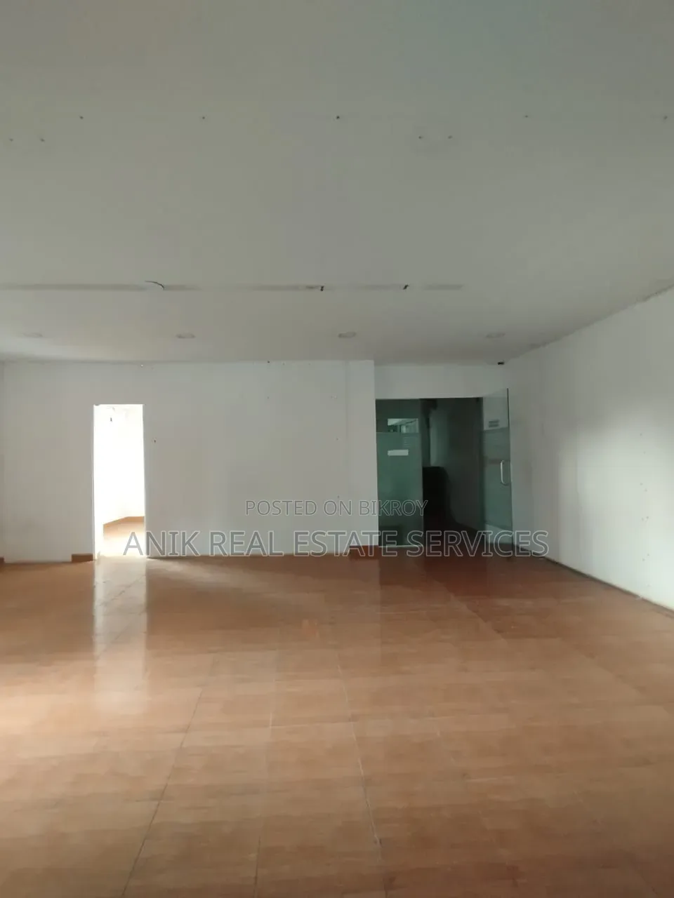 Commercial 2000 SFT Office Space Rent for Gulshan