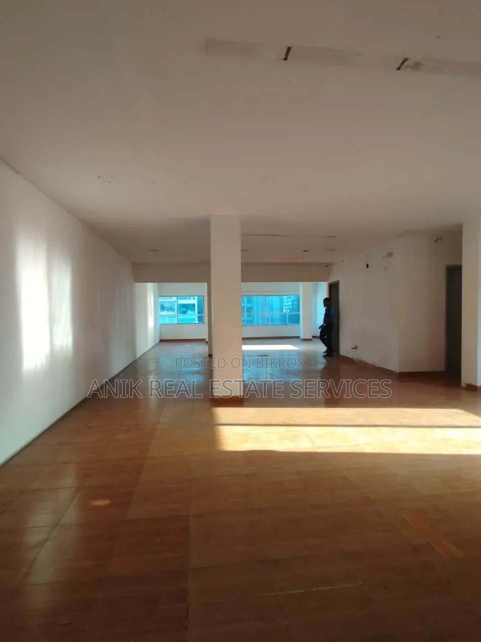 Commercial 2000 SFT Office Space Rent for Gulshan