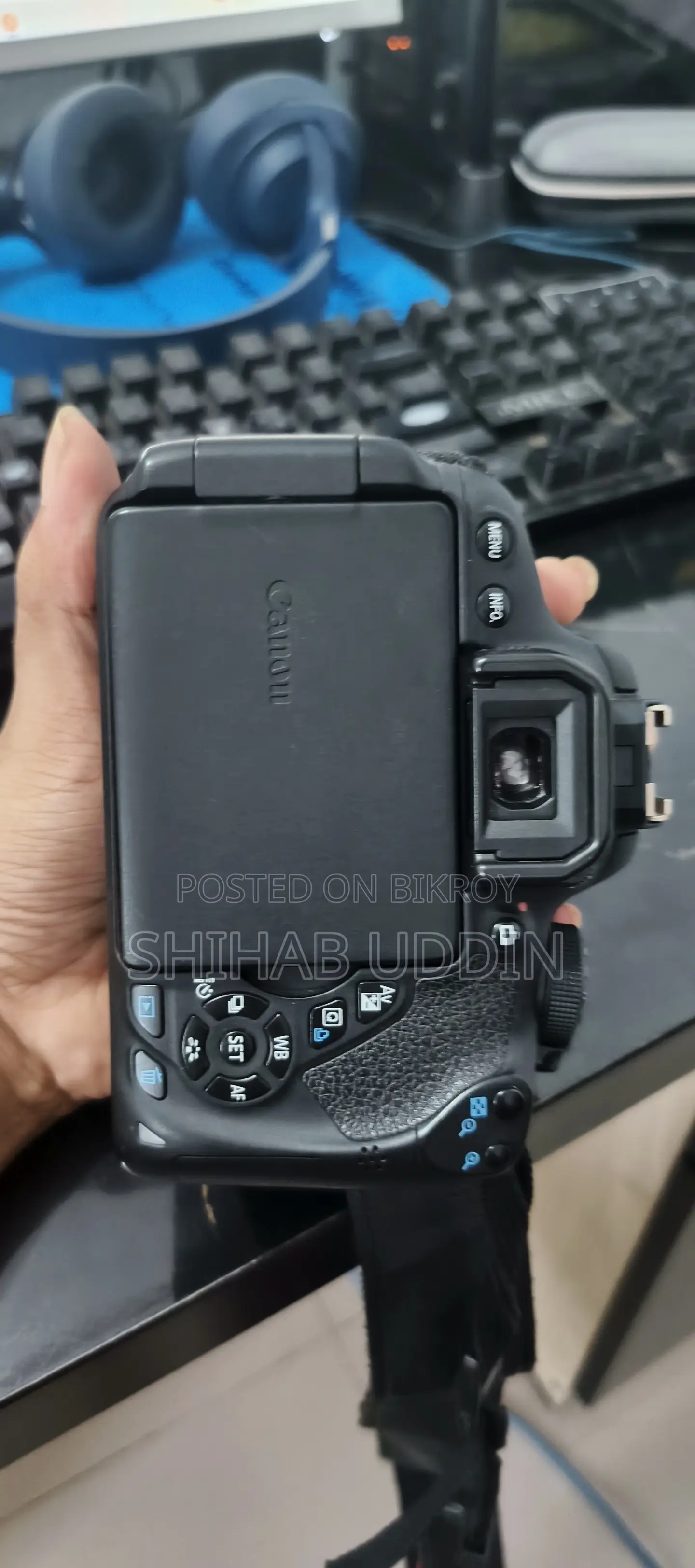 Model: Canon EOS 700D