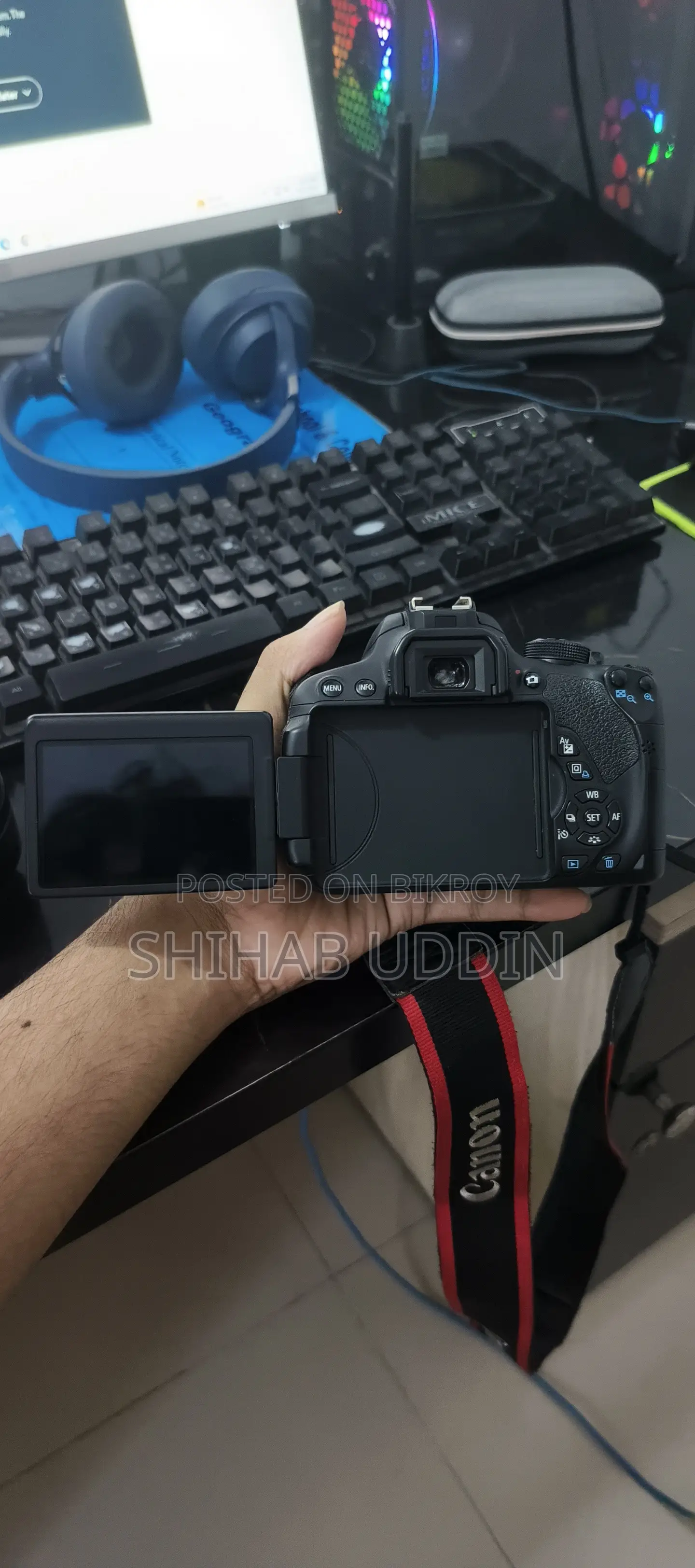 Model: Canon EOS 700D
