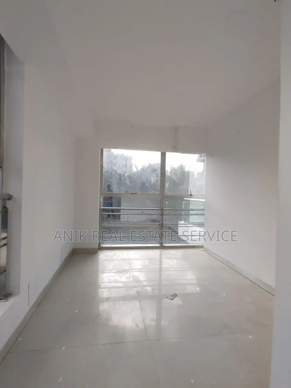 গুলশান ১ এ বাণিজ্যিক ২৮০০ বর্গফুটের অফিস স্পেস ভাড়া