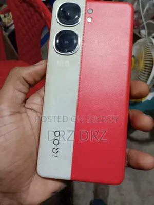 iQOO 256 GB Red