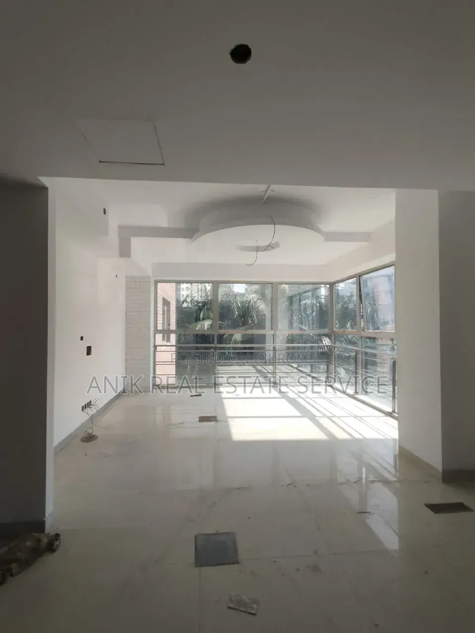 গুলশান ১ এ বাণিজ্যিক ২৮০০ বর্গফুটের অফিস স্পেস ভাড়া
