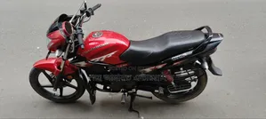 হিরো গ্ল্যামার ২০২৪ লাল