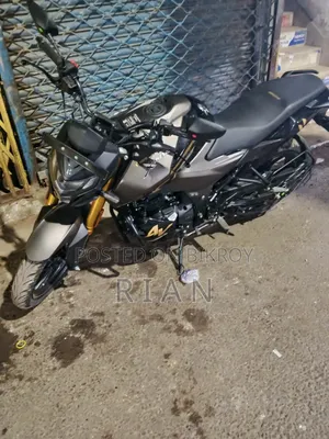 হিরো এক্সট্রিম ১৬০আর ২০২৬ গ্রে