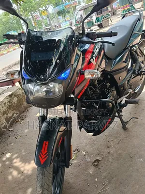 বাজাজ পালসার ১৫০ ২০২২ কালো