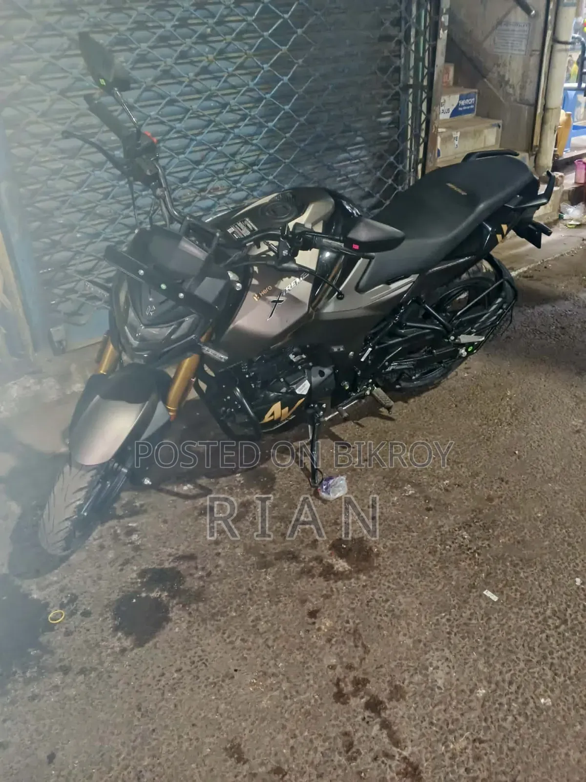হিরো এক্সট্রিম ১৬০আর ২০২৬ গ্রে