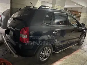 Hyundai Tucson GL Front-Wheel Drive 2006 Black