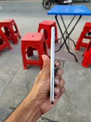 স্যামসাং গ্যালাক্সি এস২১ প্লাস ৫জি ১২৮ জিবি নীল