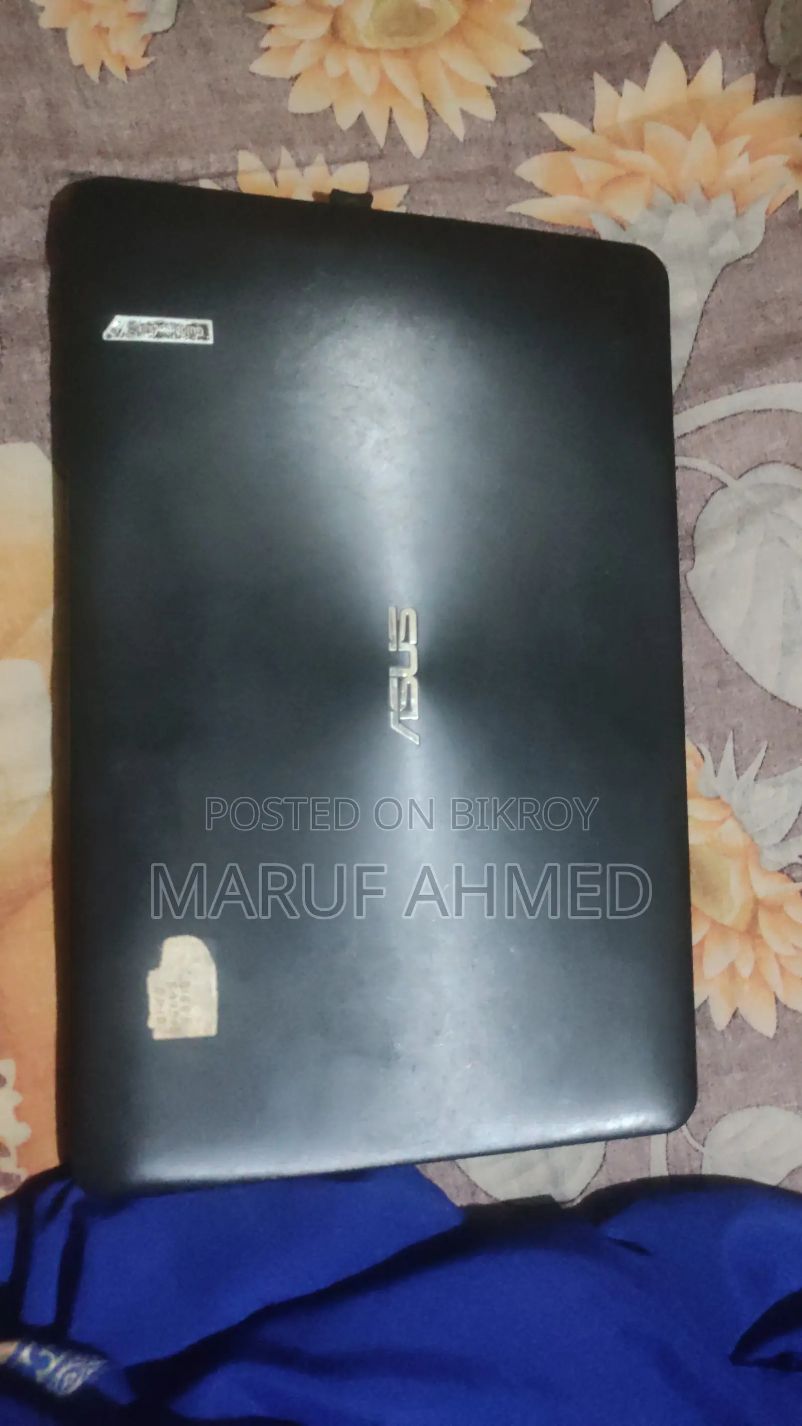 Laptop ASUS X555LA 4GB Intel Core i3 Hard Disk Drive + Solid State Drive 640GB