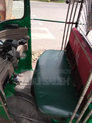 Bajaj CT 2019 Green