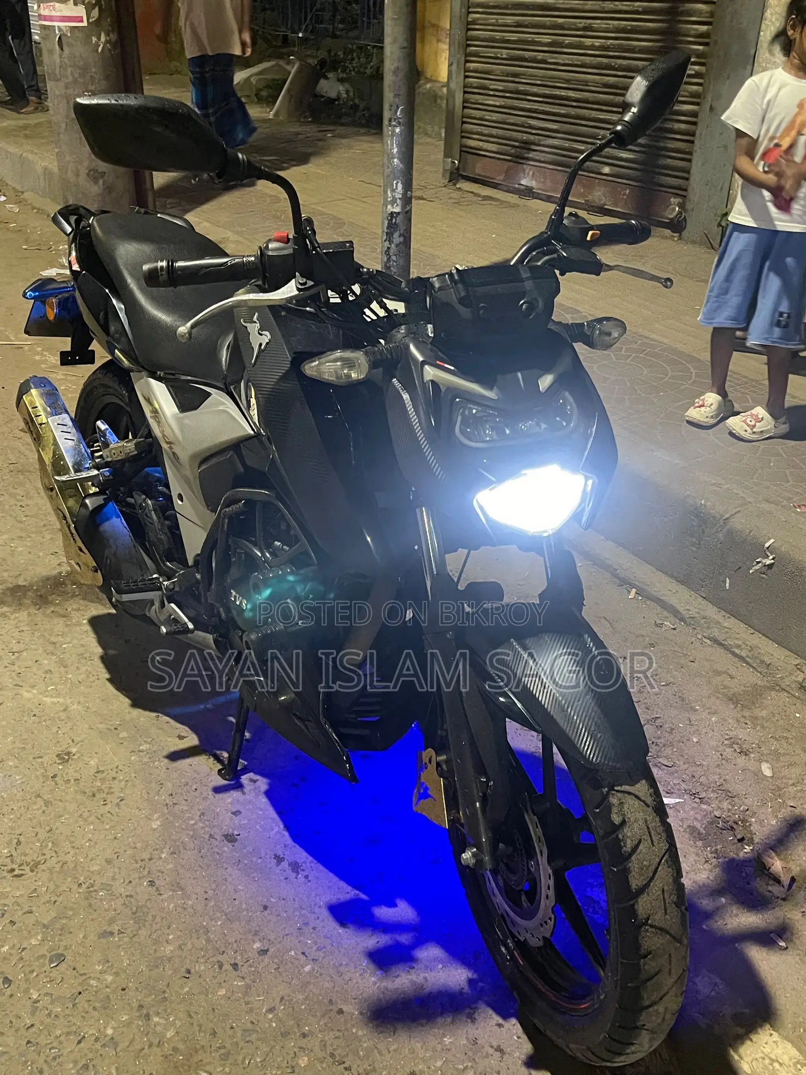 টিভিএস আপাচি আরটিআর ১৬০ ৪ভি ২০২২ ব্ল্যাক