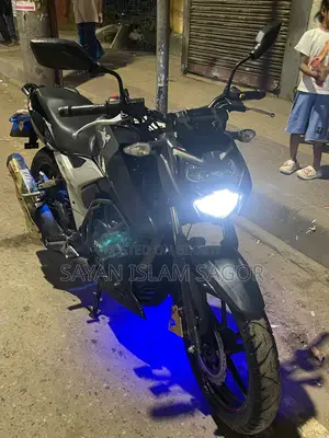 TVS Apache RTR 160 4V 2022 Black
