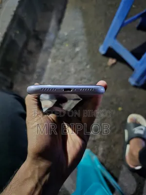 Apple iPhone 11 64 GB Purple