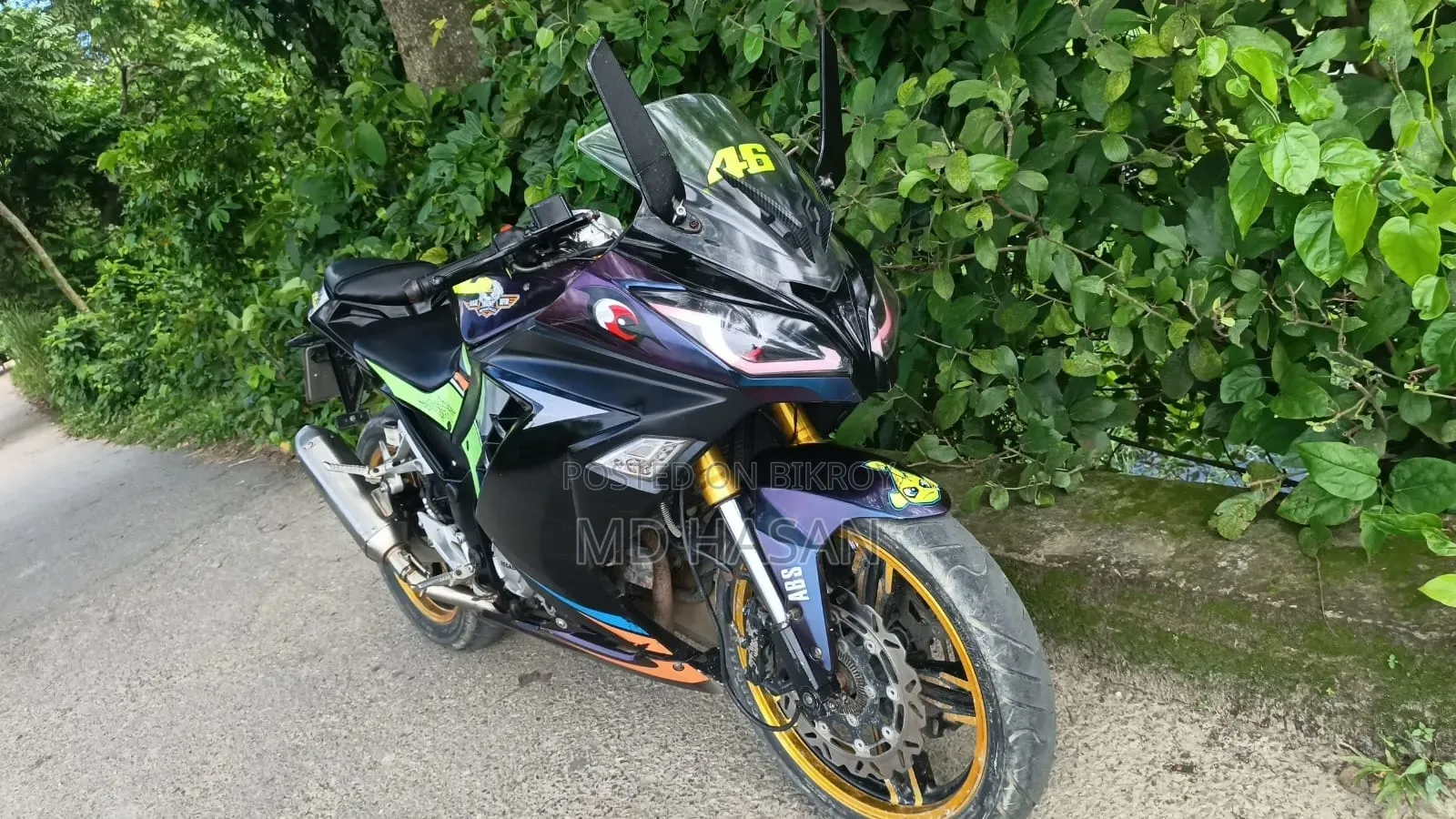 মোটরসাইকেল ২০১৯ নীল