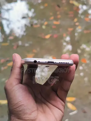 Apple iPhone 6s 64 GB Gold