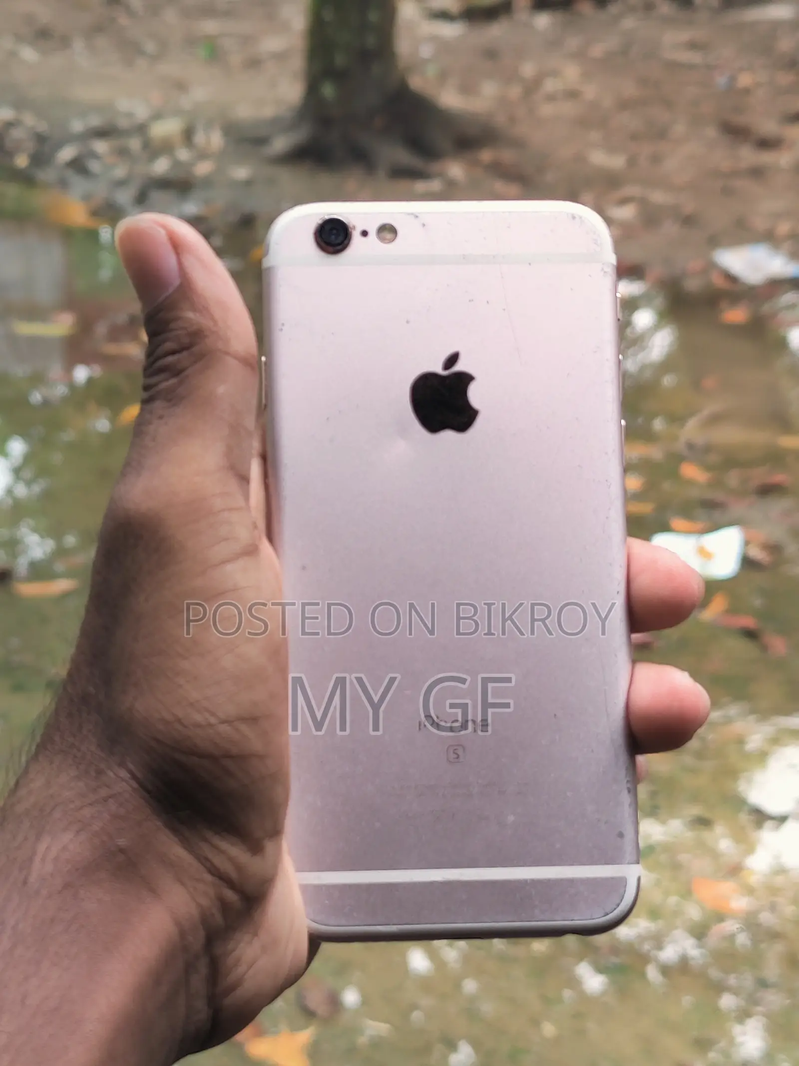 Apple iPhone 6s 64 GB Gold