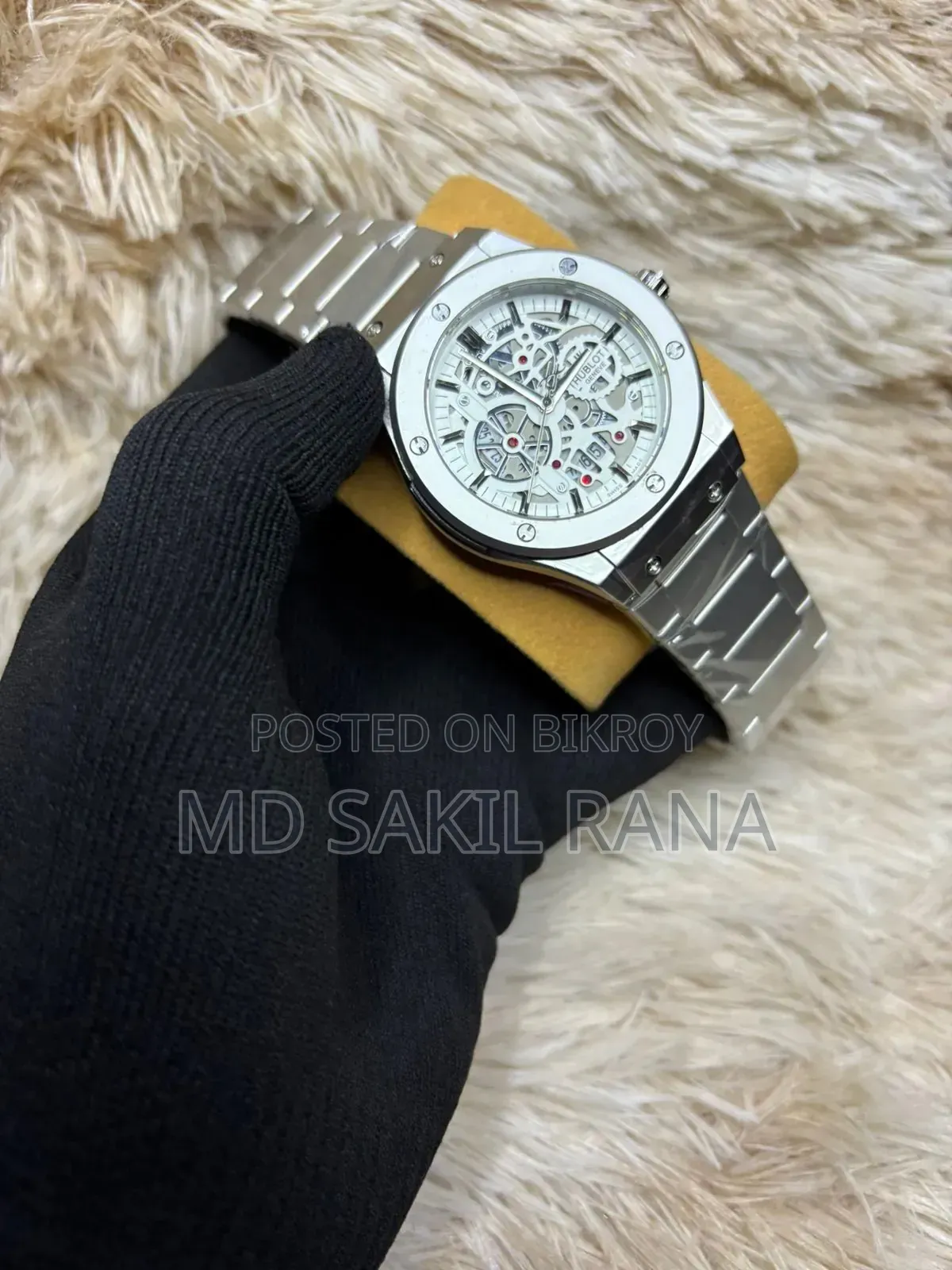 Fashionable Automatic Mechanical Movement Premium Quality Men's Watch