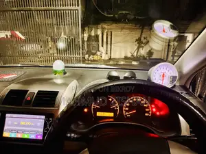 Toyota Axio 1.5 X 2WD 2009 Silver
