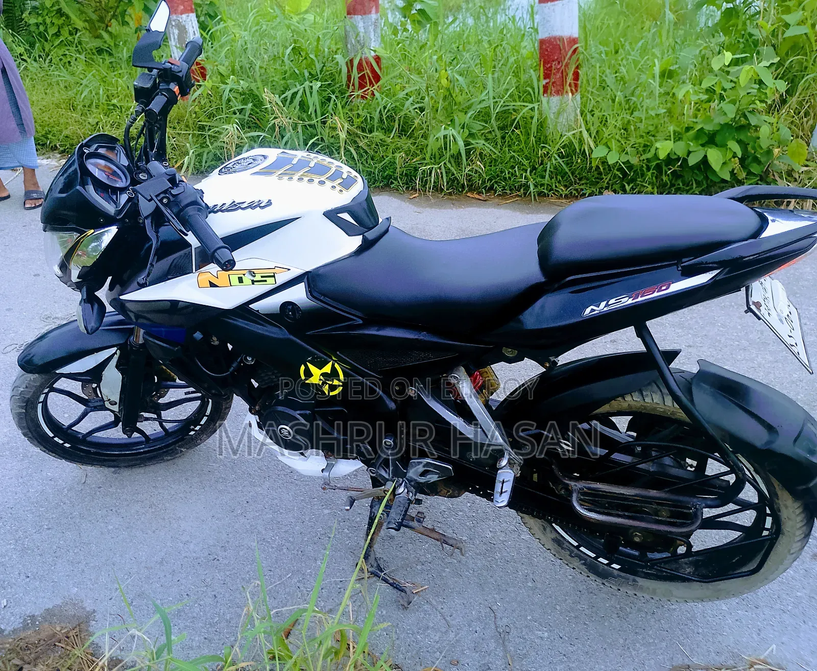 Bajaj Pulsar NS 160 2020 White