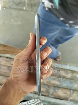 স্যামসাং গ্যালাক্সি এস২০ ১২৮ জিবি ব্রোঞ্জ