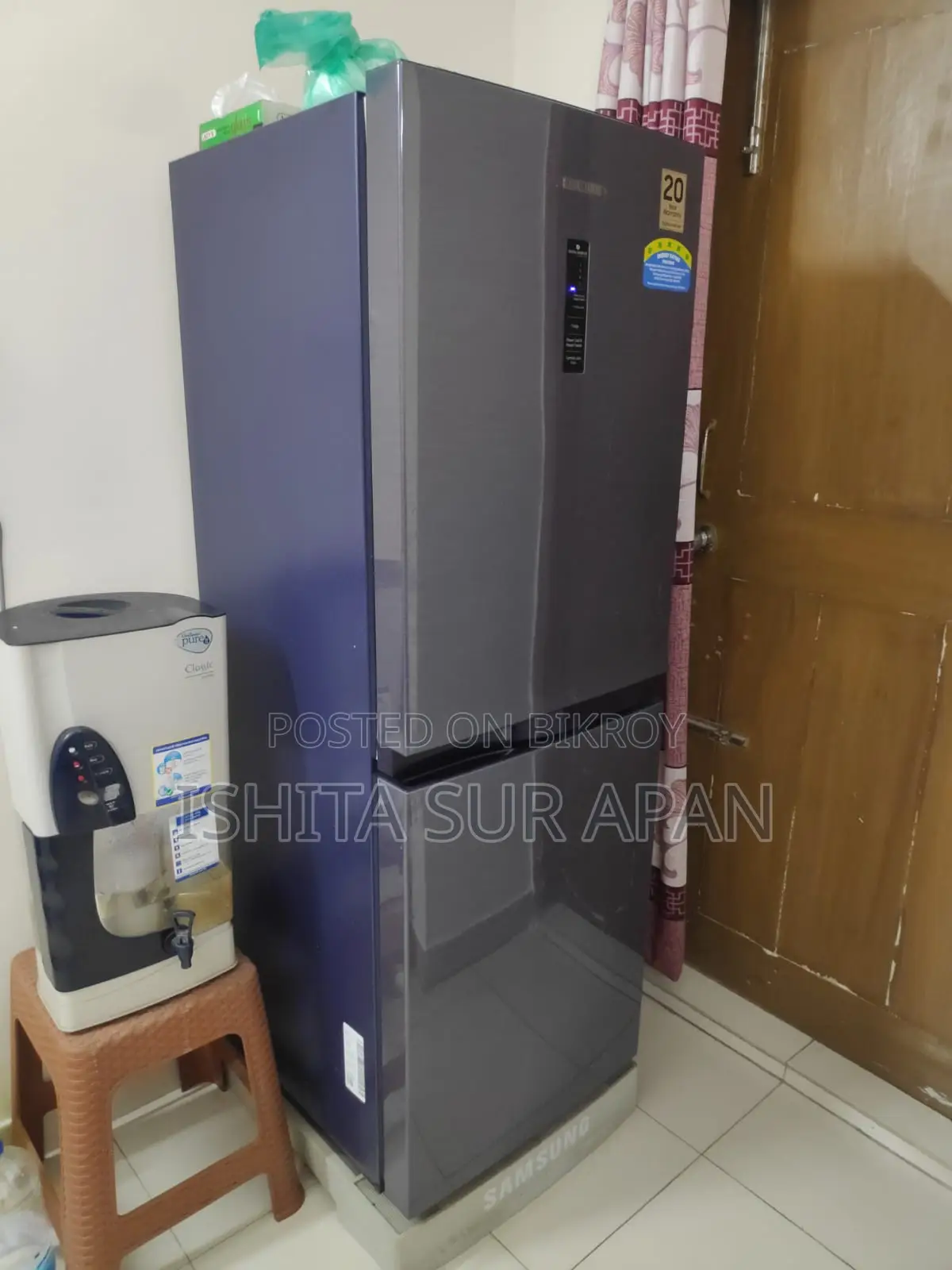 Fridge - Samsung 218 LTR Bottom Mount Freezer
