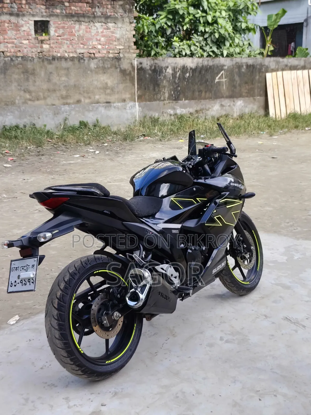 নিউ সুজুকি জিক্সার এসএফ ২০২৪ ব্ল্যাক